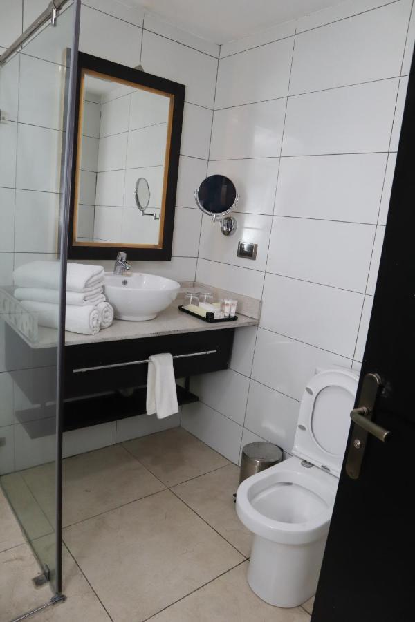 Monty Suites Calabar Luaran gambar