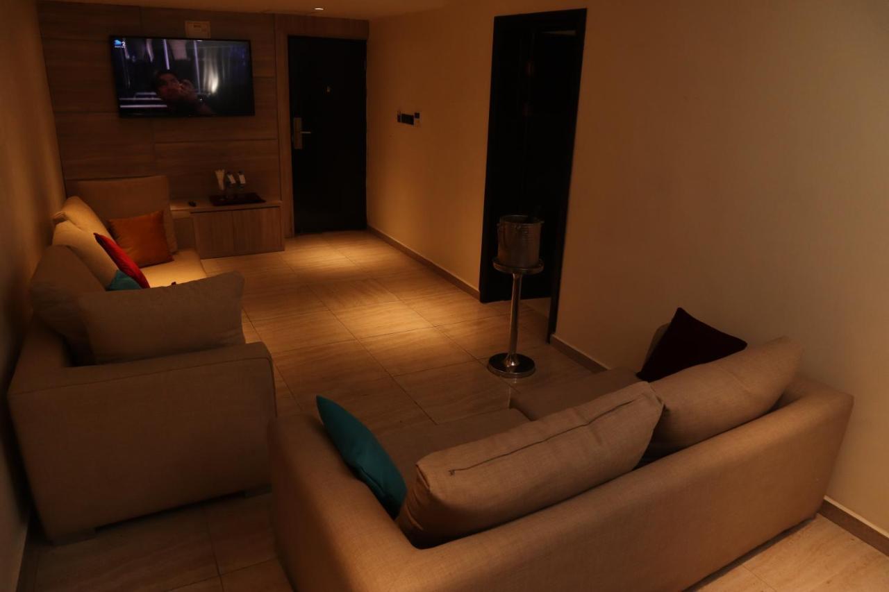 Monty Suites Calabar Luaran gambar